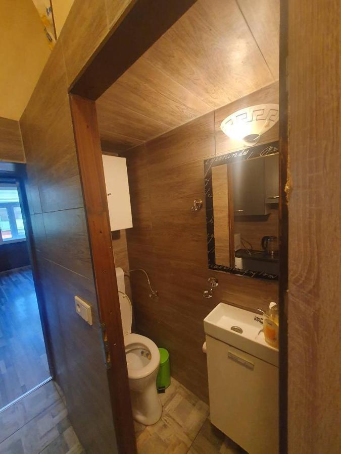 Economic Apartment 4P Wg Виена Екстериор снимка